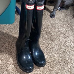 Slightly used womens hunter boots